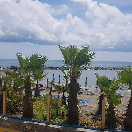 Daire Casa Mare - Bilocale Sul Lungomare Di