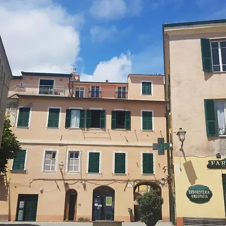 Casa Mare - Bilocale Sul Lungomare Di Daire Santo Stefano al Mare
