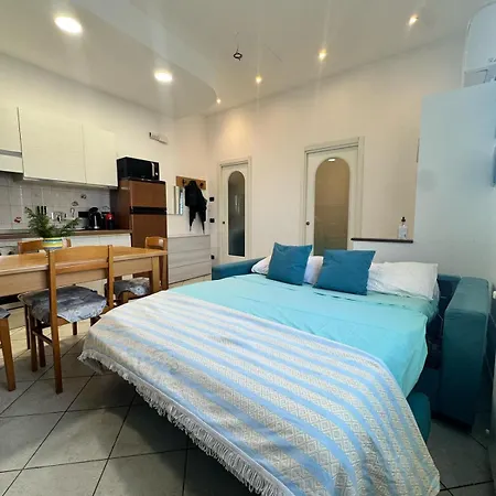 Casa Mare - Bilocale Sul Lungomare Di Apartment *