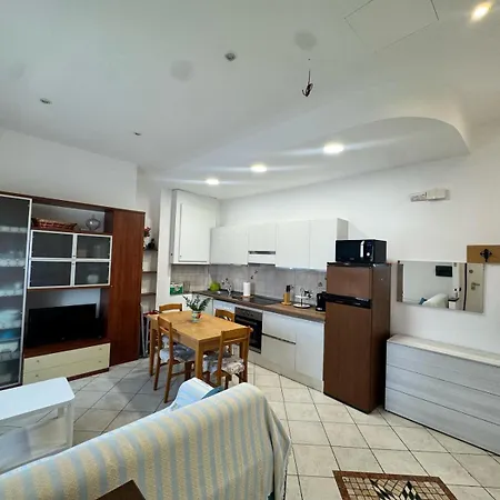 Casa Mare - Bilocale Sul Lungomare Di Санто-Стефано-аль-Мар