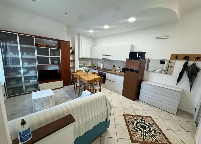 Apartment Casa Mare - Bilocale Sul Lungomare Di